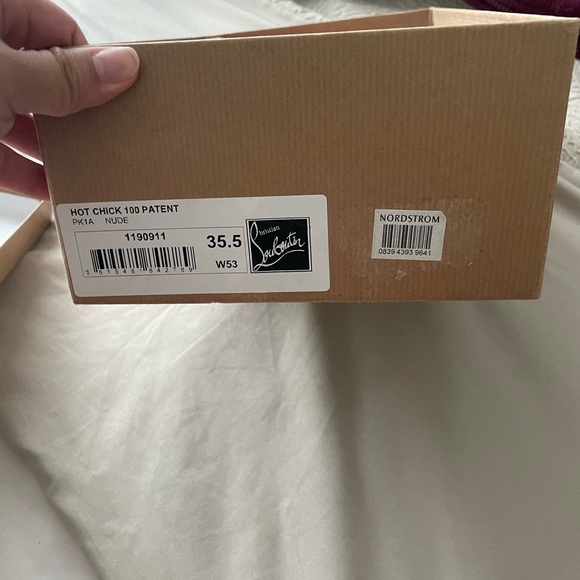 Christian Louboutins  hot chick - Picture 3 of 9